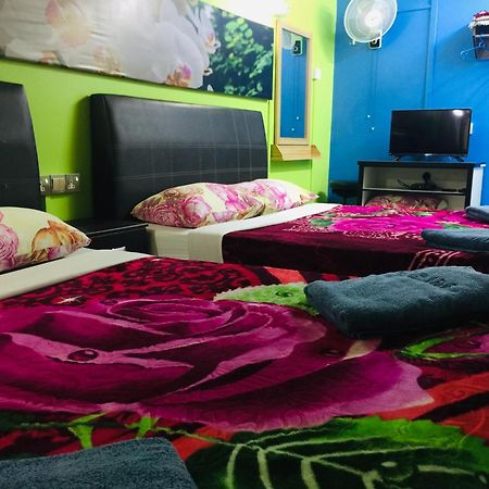 Lily Haven Hotel C-1 Tanah Rata Esterno foto
