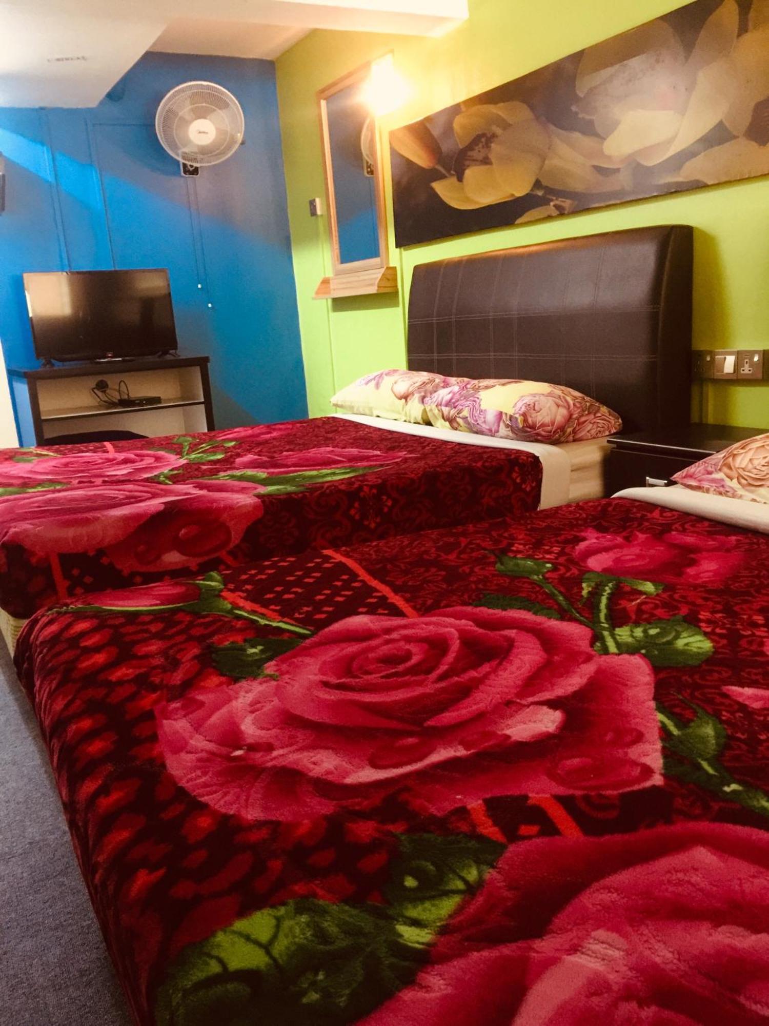 Lily Haven Hotel C-1 Tanah Rata Esterno foto